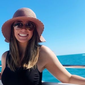 Meet your Posher, Natalie